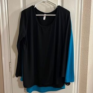 Two LulaRoe Lynnea tops, teal and black size XL